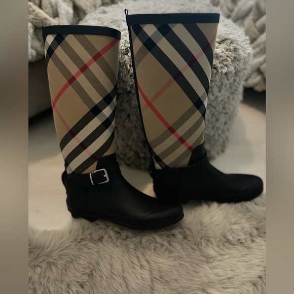 Burberry Rain Boots Sz 10 - Picture 7 of 11